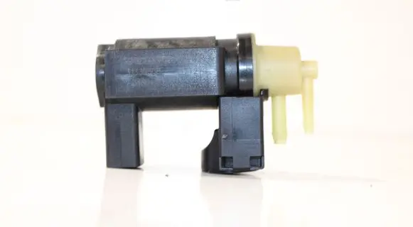 Volvo V60 Turbo solenoid valve 31339808