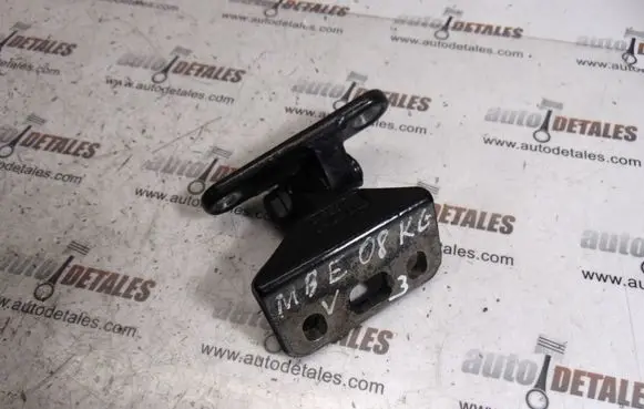 Mercedes-Benz E W211 Rear door upper hinge