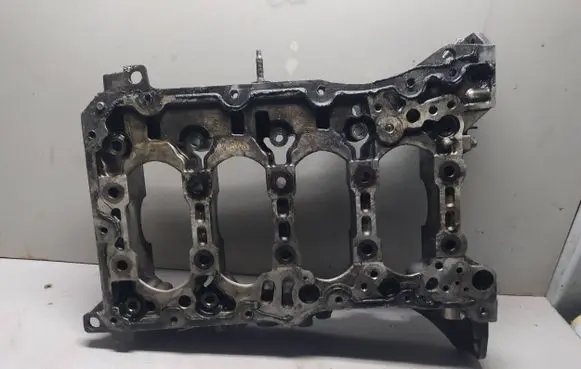 Opel Astra K Engine block 55596879