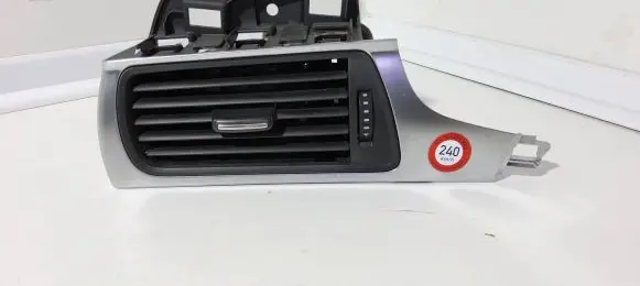 Audi A6 S6 C7 4G Dashboard side air vent grill/cover trim 4G1820901 9025700
