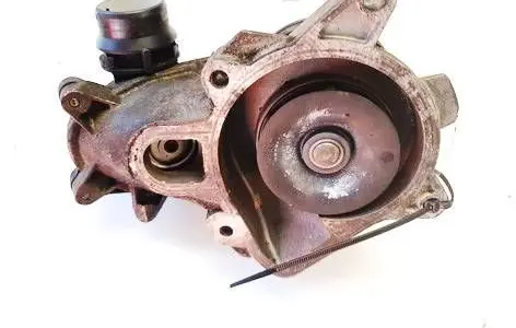 BMW X5 E53 Water pump f229571 f-229571