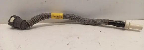 Nissan Micra K14 Fuel line pipe 118724601R