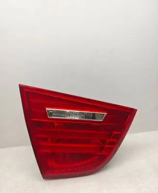 BMW 3 E90 E91 Tailgate rear/tail lights 7289427