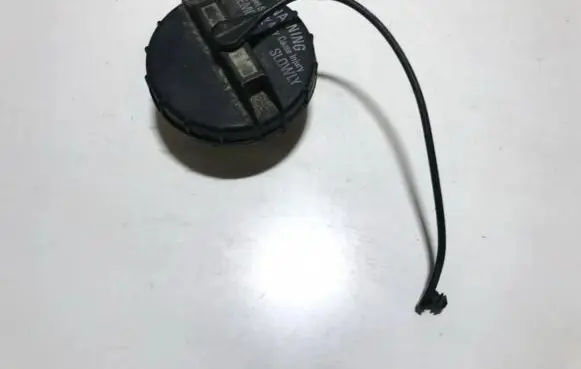 Mazda 626 Fuel tank filler cap 