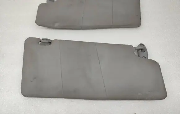 Volvo XC70 Sun visor