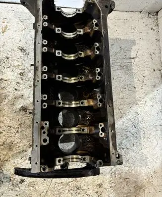 BMW 3 E36 Engine block 1748450