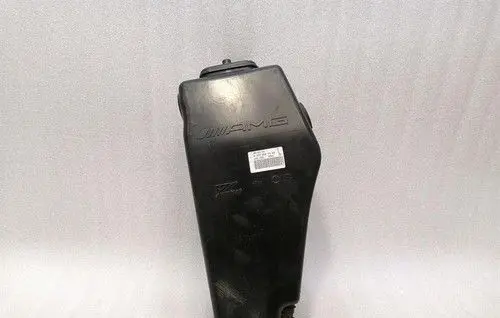 Mercedes-Benz C W205 Windshield washer fluid reservoir/tank A2128600460
