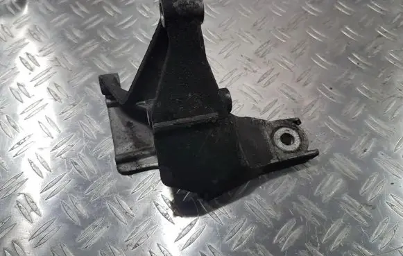 Volkswagen II LT Engine mounting bracket 074199308