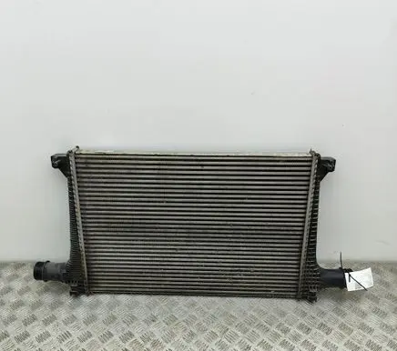 Audi Q7 4M Intercooler radiator 4M0145805C