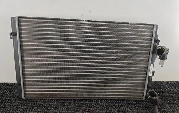 Volkswagen Golf VI Coolant radiator 1K0121253BB