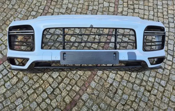 Porsche Cayenne (9Y0 9Y3) Front bumper 9Y0807221B