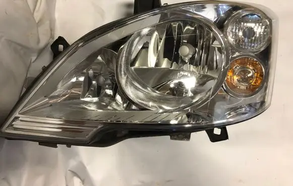 Mercedes-Benz Vito Viano W639 Headlight/headlamp A6398201861 1EG009627