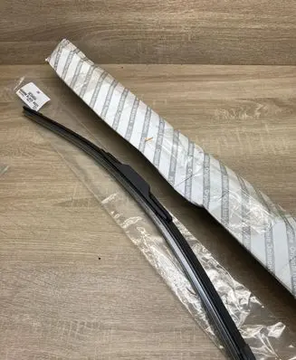 Dodge Journey Windshield/front glass wiper blade 68235440AA