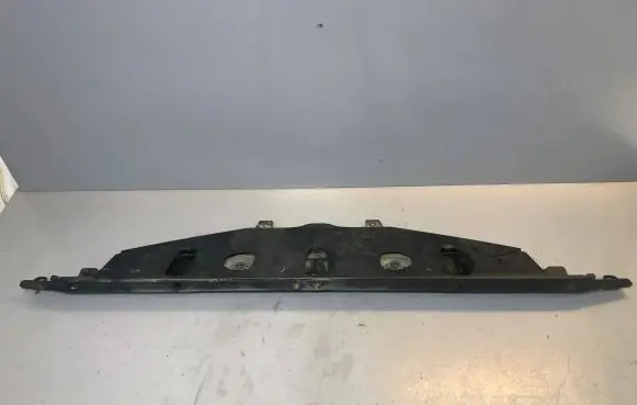 BMW 5 F10 F11 Top upper radiator support slam panel 7200689 7267356 51647200689