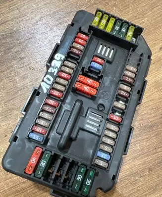 BMW 1 F20 F21 Fuse module 9224879