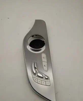Mercedes-Benz C W205 Seat control switch A2059057851