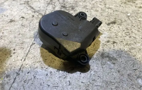 Chrysler Pacifica Air flap motor/actuator 04885465AAC 58024E 162729