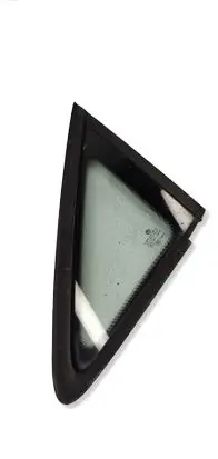 Volkswagen Touran I Rear side window 000255