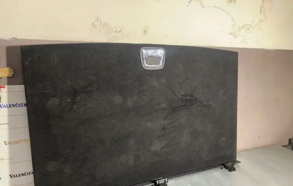 Trunk/boot floor carpet liner
