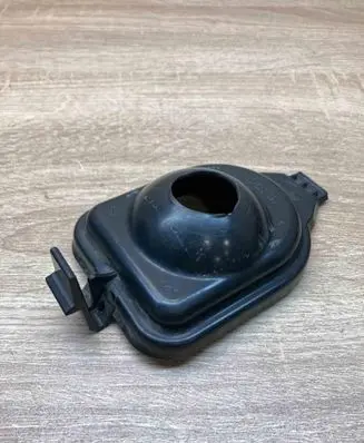 BMW X5 E70 Headlight/headlamp dust cover 165179