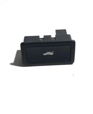 Audi Q7 4L Tailgate/boot open switch button 3D0959831C 07708