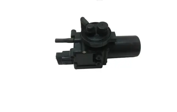 Mitsubishi Pajero Cruise control vacuum pump G6T50371