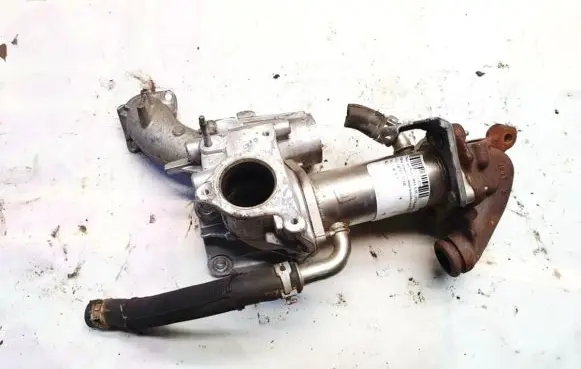 Nissan Note (E11) EGR valve cooler 147355713R