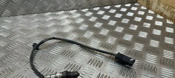 BMW 3 F30 F35 F31 Lambda probe sensor 858910401 8589104 0281004616