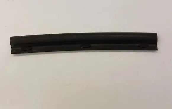 Volkswagen PASSAT B8 Engine compartment rubber 3G0823709