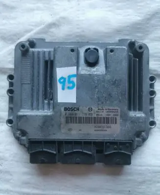 Renault Megane II Engine control unit/module 8200391966 0281011776