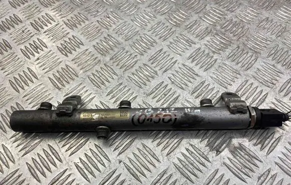 Mercedes-Benz E W212 Fuel main line pipe A6420703095