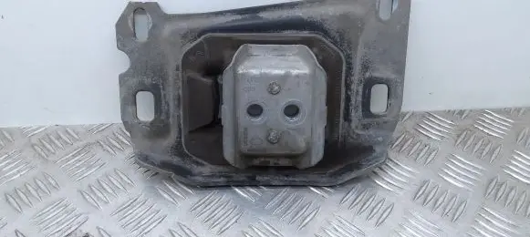 Peugeot 308 Engine mount bracket 9812667680