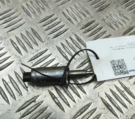 Porsche Macan (95B) Turbo solenoid valve 06E103697M