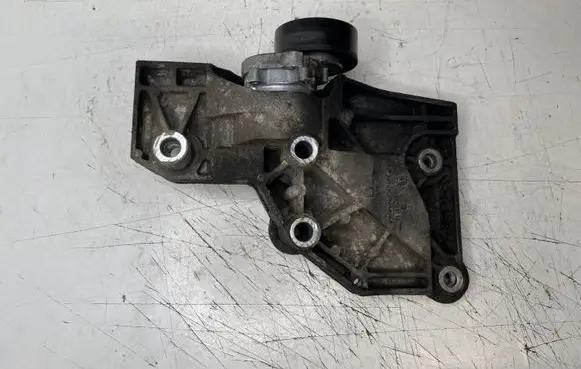 Opel Insignia A A/C compressor mount bracket 532274354 55562863 6MM5MA1C