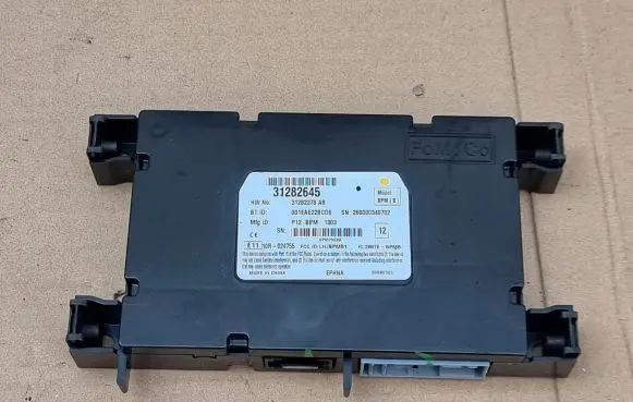 Volvo C30 Bluetooth control unit module 31282645