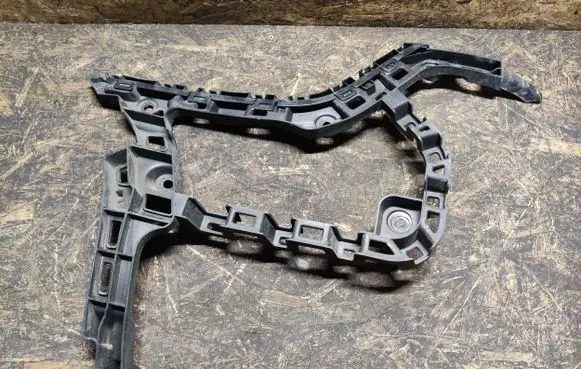 Volkswagen Golf VII Front bumper mounting bracket 5G9807355