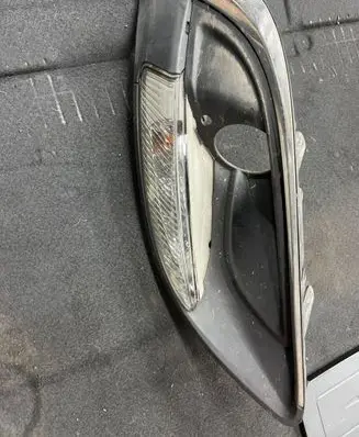 Opel Astra J Front indicator light 13367142 662588537