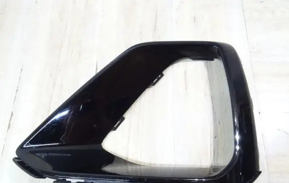 Audi Q8 Front bumper lower grill 4M8853053A