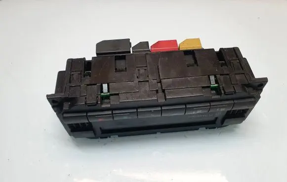 Volkswagen PASSAT B5.5 Climate control unit