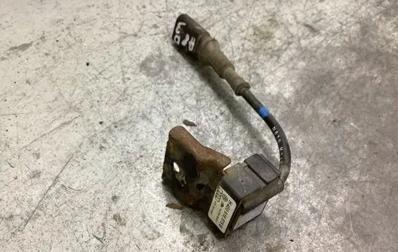 Audi A8 S8 D3 4E ESP acceleration yaw rate sensor 3D0907651 15179200362 4E0616575B