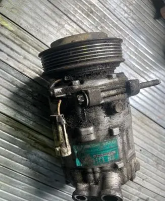 Opel Vectra C Air conditioning (A/C) compressor (pump) PXV16 1130307304