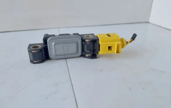 Audi A6 S6 C6 4F Airbag deployment crash/impact sensor 4B0959643C