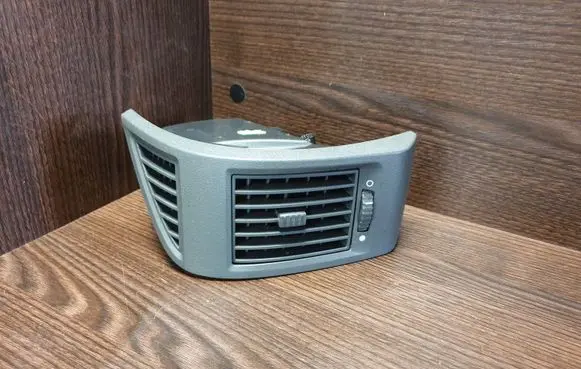 Fiat Ducato Dashboard side air vent grill/cover trim ST44762 LS385822