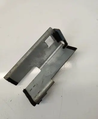 Battery bracket