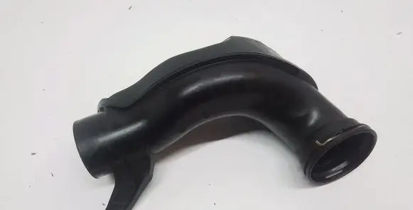 Volvo XC60 Intercooler hose/pipe 31319698