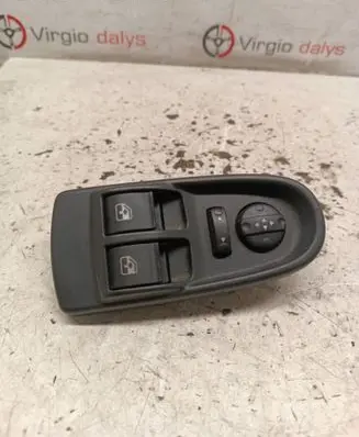 Iveco Daily 5th gen Electric window control switch 5801484207