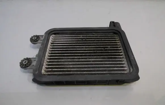 BMW X4 F26 Engine oil radiator 