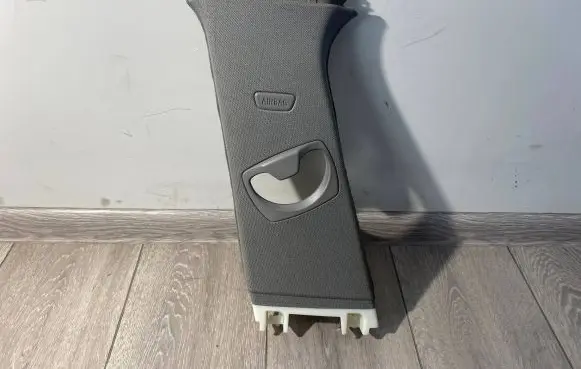 BMW 3 F30 F35 F31 (B) pillar trim (top) 7220997 51437220997