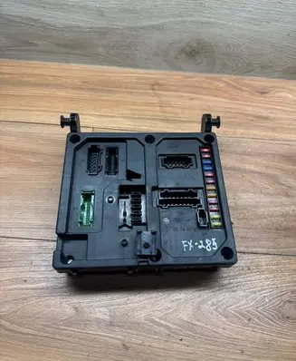 Ford Galaxy Comfort/convenience module S108152001