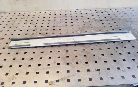 Mercedes-Benz CLS C219 Front sill trim cover A2196800235